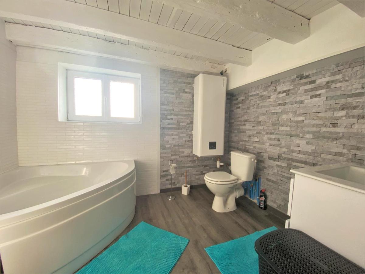 Maison D'Hotes A La Fontaine Fleurie 88 Fremifontaine Exteriör bild